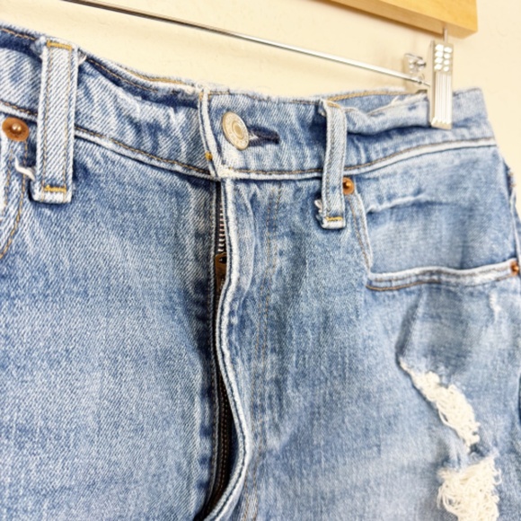 Abercrombie & Fitch The Mom High Rise Curve Love Shorts Size 6 - Picture 3 of 5